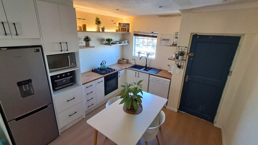 3 Bedroom Property for Sale in De Oude Spruit Western Cape